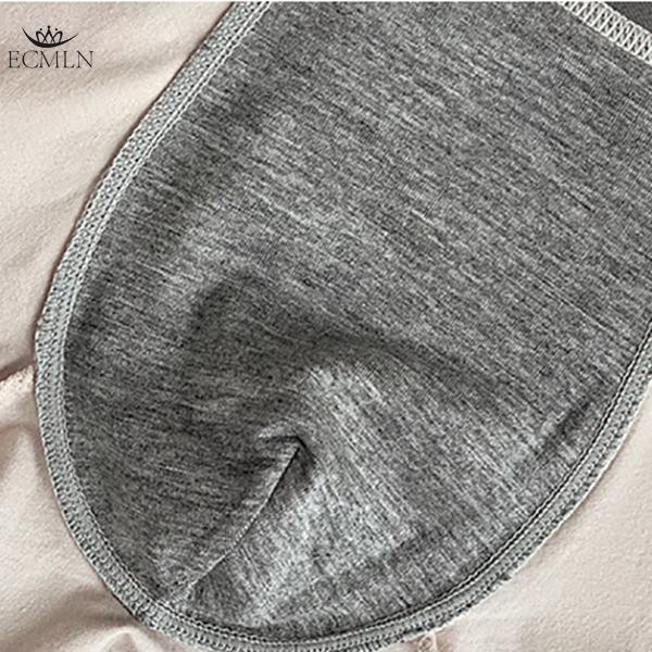 4 PCS Solid Color Men's Underwear Comfortable Breathable Boxer Briefs Soft Skin-friendly Boxer Briefs Mid-Waist Youth Shorts L-3XL