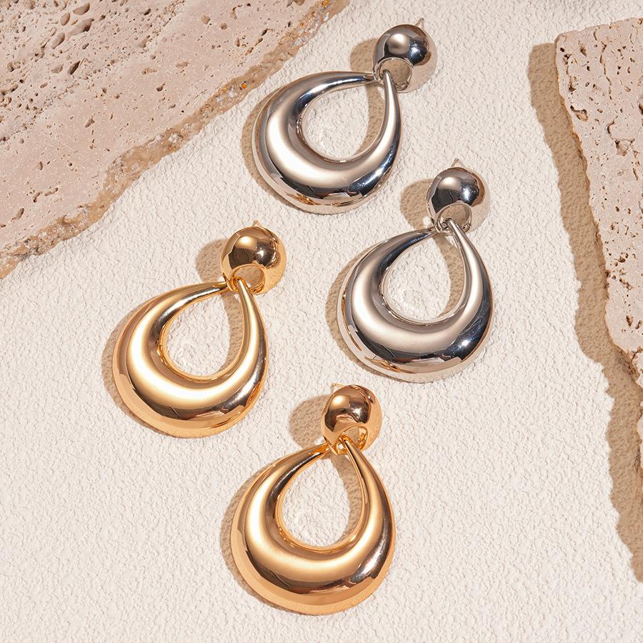 Heavy Industry Metal Hollow Geometric Silver Needle Earrings Retro Premium Personality Niche Earrings