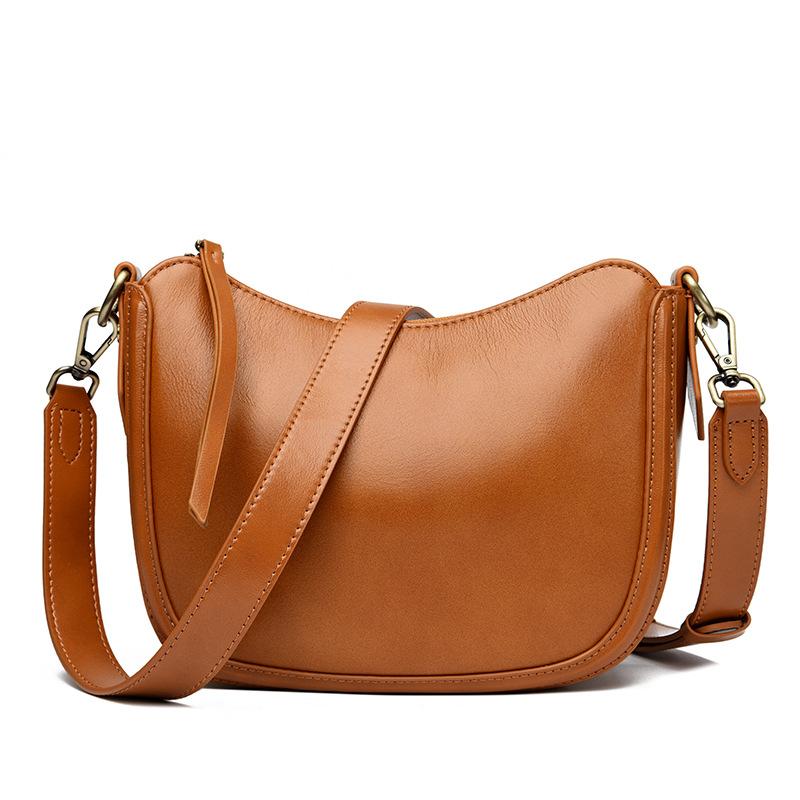 First Layer Cowhide Messenger Bag, Women'S Underarm Leather Bag, Plant Mixed Leather Retro Bucket Bag