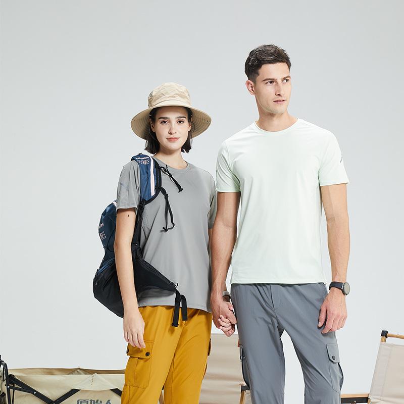 Men's Quick-Dry Ice Silk Stretch T-Shirt: Round Neck, Breathable, Short Sleeve, Sun-Protective, Summer Fitness Running Top.