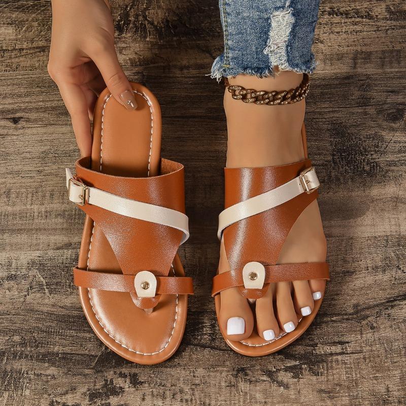 36-43 New large size color matching toe flat bottom slippers women's outer wear rivets light beach sandals