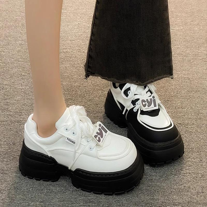 Muffin-Plateau-Brot-Schuhe Damen-Schuhe vielseitig neu kleine Füße kleine Schuhe schwarz-weiße Panda-Schuhe