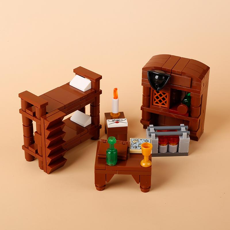 MOC Notice Board Building Block Set Bee Farm Fountain Bonfire Stove Medieval Town Street View Water Wall Bridge Road Sign Brick Toy