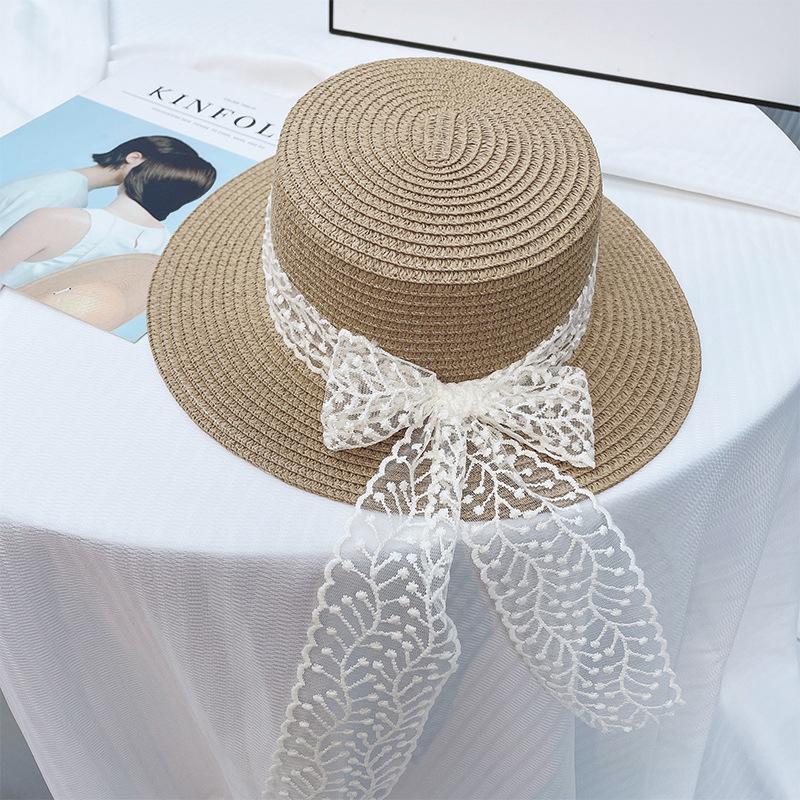French Flat Straw Hat for Women's Spring and Summer Seaside Vacation Beach Hat Sun Shading and UV Protection Large Eave Basin Hat