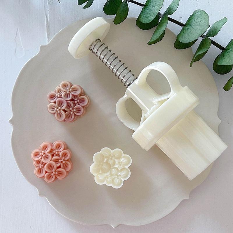 Plastic Mooncake Molds DIY Mooncake Stamps Osmanthus Shaped Baking Moulds Pastry Gadgets 3 Sizes for Mid-Autumn Festival