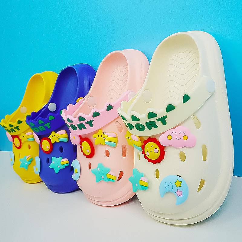 Kids' Breathable Cartoon Closed-Toe Summer Sandals - Lightweight Outdoor Shoes for Boys & Girls