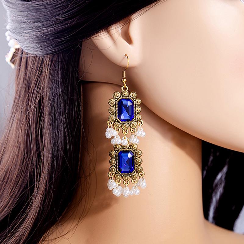 Bohemian Crystal Jewelry Set: Ethnic Tassel Necklace & Earring with Rhinestones