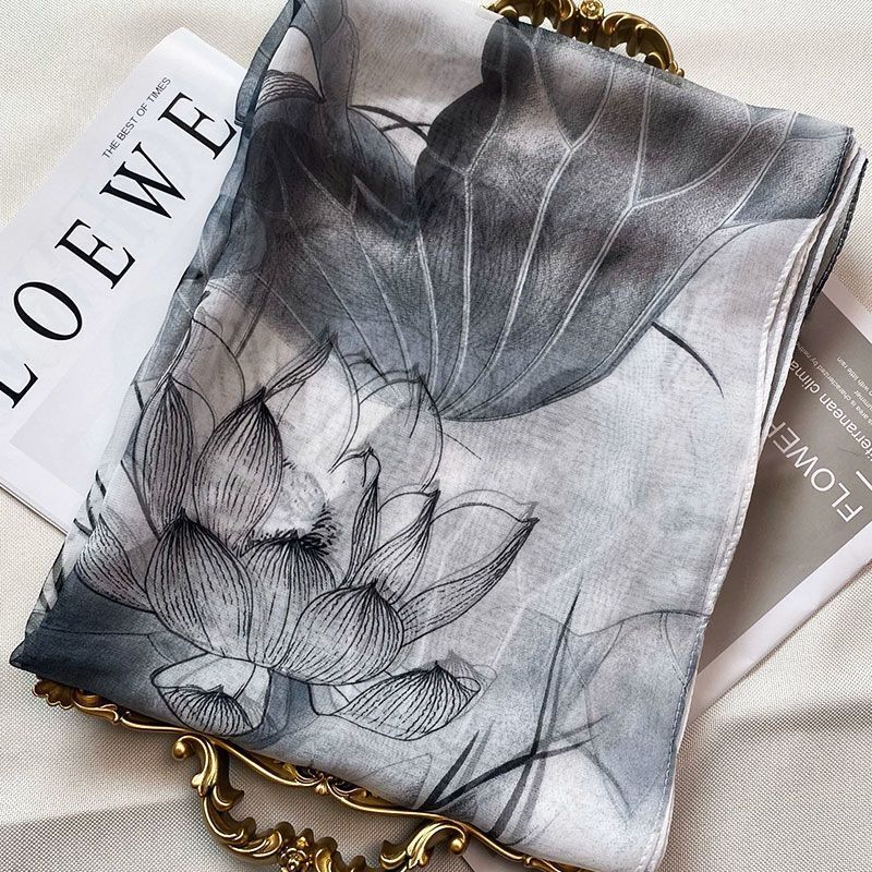 New Fashion Green Grass Women Chiffon Individuality Lotus Flower Georgette Bandana Scarf Summer Beach Sunscreen Thin hijab