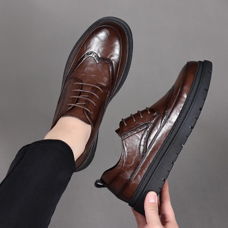 Fashion Brown Mens Dress Shoes Designer Italian Leather Shoes Men Luxury Casual Business Oxford Brogues Shoes for Men Moccasin