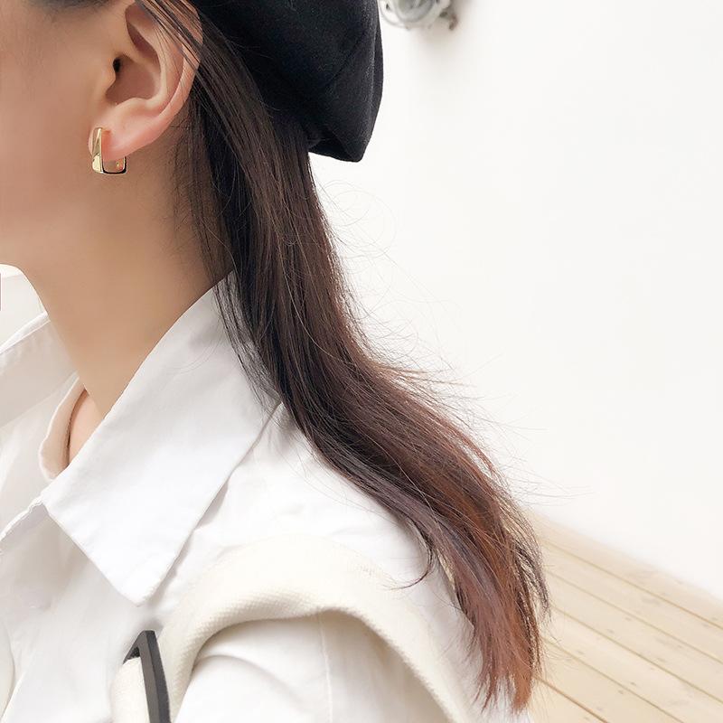 Feminine Temperament Simple and Cool Personality Square Earrings