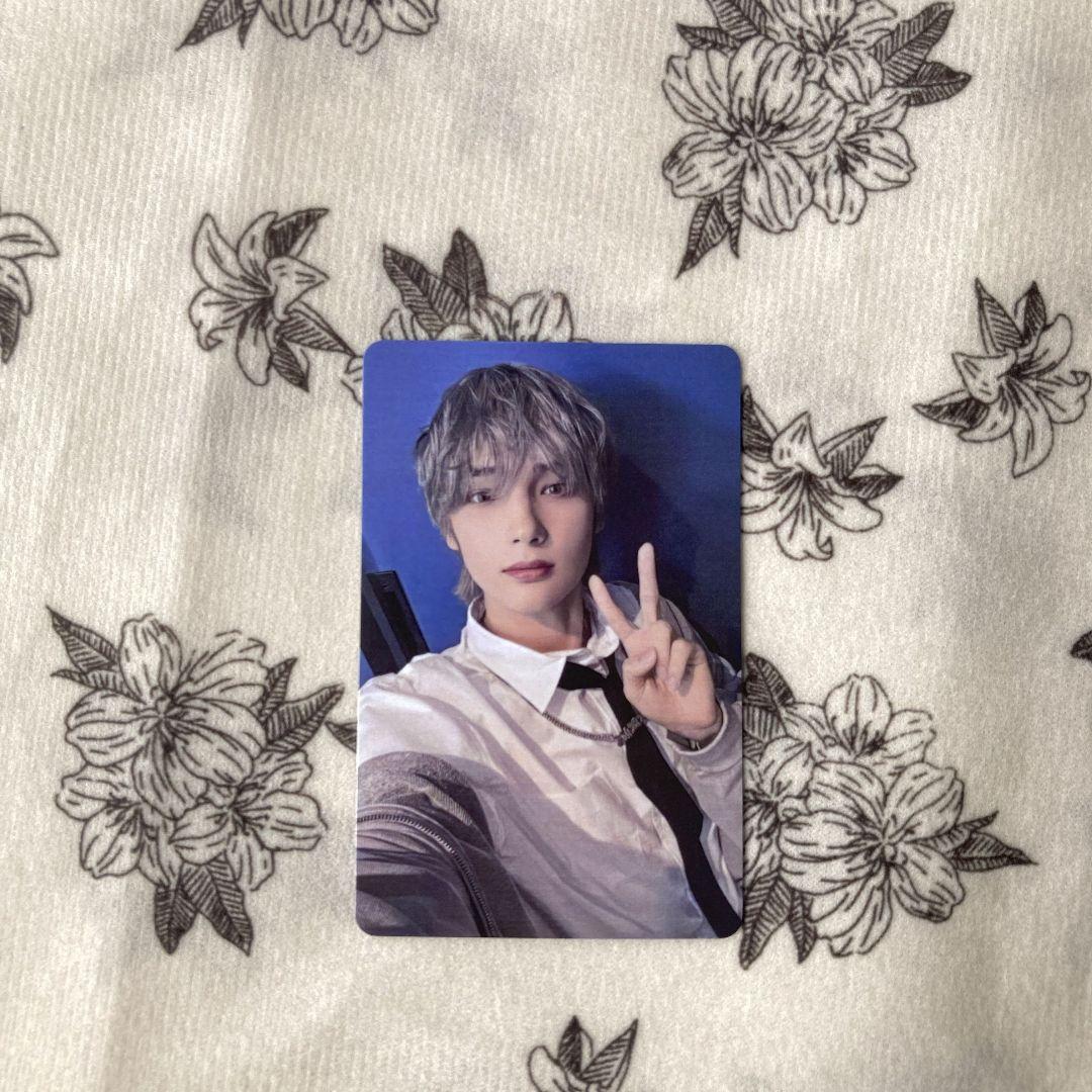 

[USED] TXT Kpop Nara SANCTUARY US Exclusive Hueningkai Trading Card