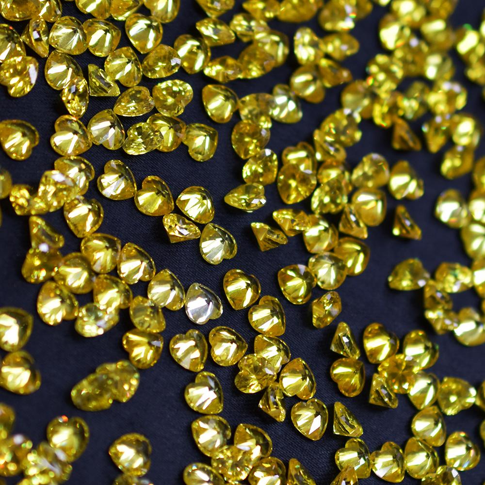 Natürlicher Gelber Saphir 6×6 mm 8 Karat Zertifiziert Herzschliff Los Lose Edelsteine nsc-84