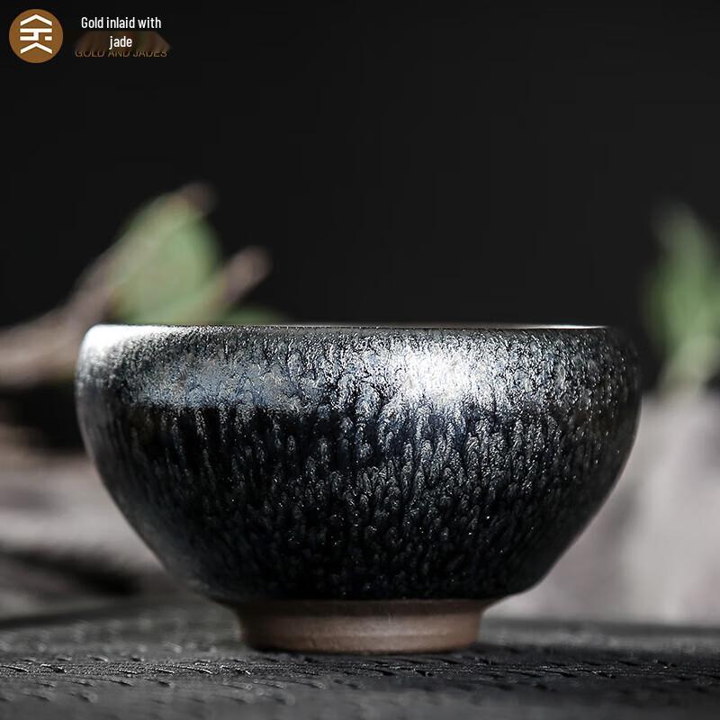 

Мастерская чайная чашка Цзыша Цзянь Чжань с золотой инкрустацией