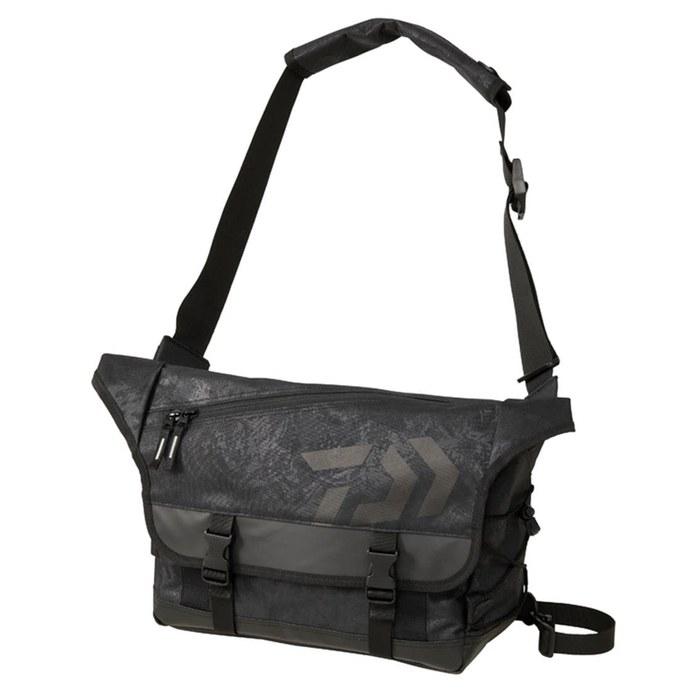 Daiwa Messenger Bag (D) 14x35x27cm 01 Spiral Black