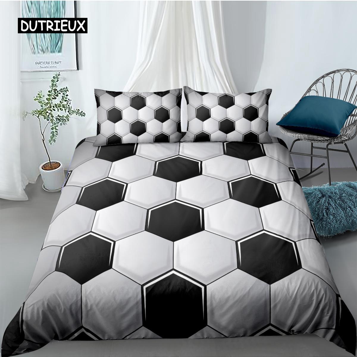 

Футбольный комплект пододеяльников Футбольный мяч и старая штукатурка Повреждение стены Разрушение Комплект постельного белья Подростковый королевский полиэстеровый пододеяльник EU single(135x200cm)