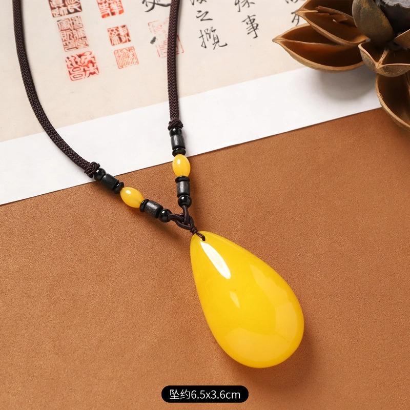 Amber Beeswax Necklace Chicken Oil Yellow No Matter Brand Pixiu Pendant Retro Women's Long Sweater Chain Men's Accessories