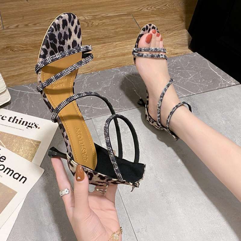 2025 new high-heeled sandals women's summer fashion outer wear leopard print word with rhinestone open-toed Roman sandals women's fine heels