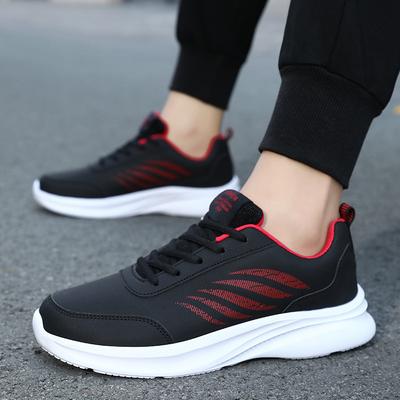 Wiosenne skórzane sneakersy męskie wybuchowe lekkie buty do biegania handel zagraniczny buty męskie spot sznurowane buty codzienne męskie