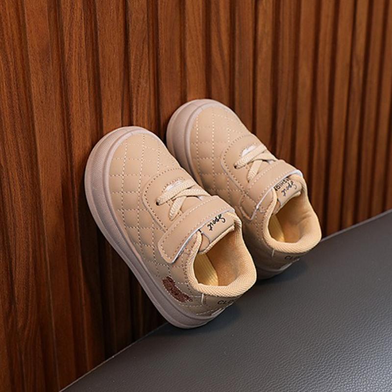 Fashion Versatile Girls Shoe for Spring New Kids Sports Shoes Soft Sole Comfor Boy Shoes Anti Slip Lightweight Girl Casual Shoe