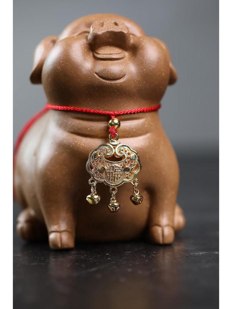 Yixing Zisha Handmade Lucky Pig Tea Pet - Zodiac Wealth Ornament