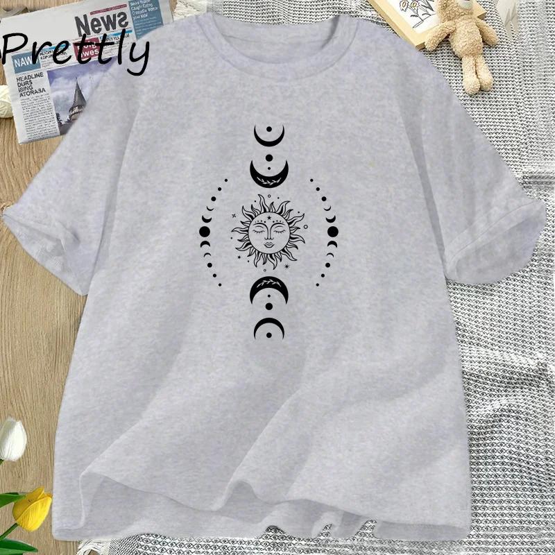 Sun and Moon Pritned T Shirt Celestial Boho Mystical T-shirt Magic Moon Short Sleeve Tshirt Women Harajuku Tee Streetwear