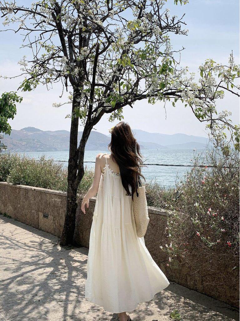 Spring 2026 French Holiday 3D Floral Tiered Camisole Dress for Women