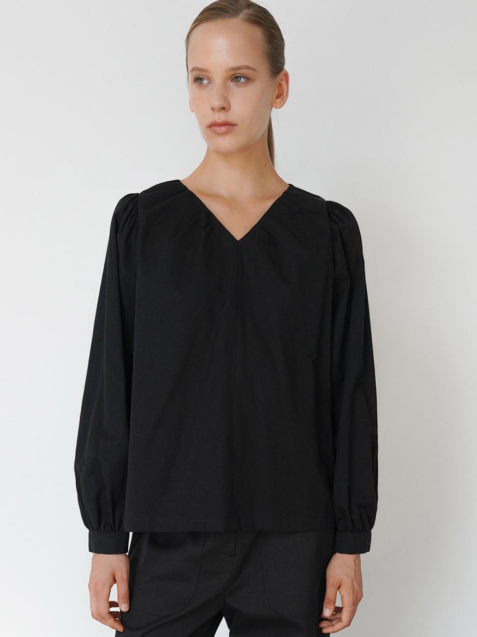 Raye Sonia Shirring V-Neck Puff Sleeve Blouse (Black)