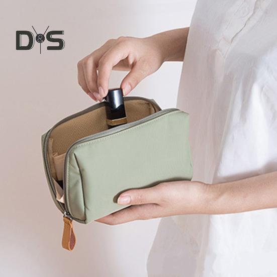 Portable Storage Bag Makeup Organizer Zipper Closure Large Capacity Waterproof Travel Makeup Pouch for Women