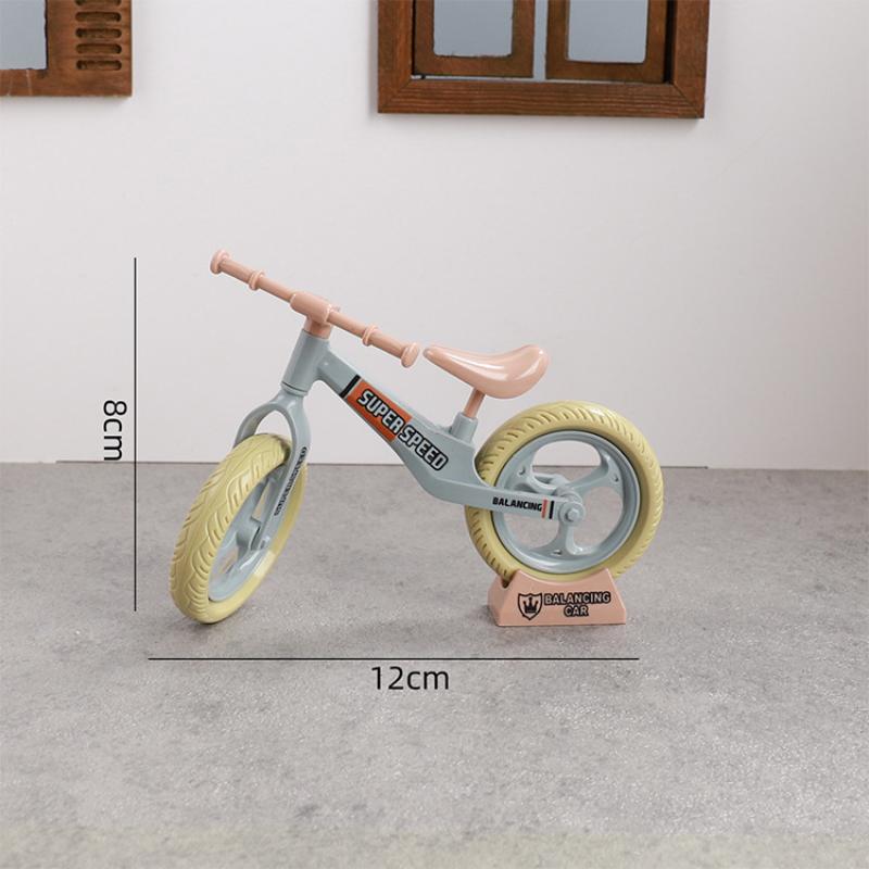 1 Stück Lustiges 3D Mountainbike Modell Puppenhaus Zubehör Für 17cm V1 V2 Puppe Trendiger Kreativer Spleiß-Fahrrad-Schmuck