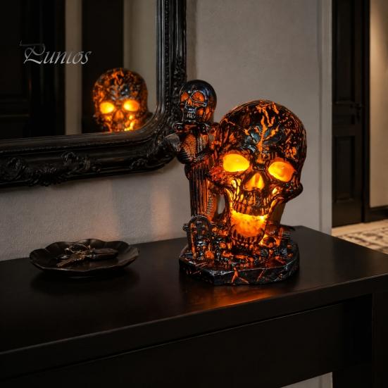 Resin Skull Figurine Table Lamp, Halloween Glowing Skeleton Figurine, Gothic Ambient Lamp Night Light for Mantel Shelf Party Home Decor Goth Chic Room