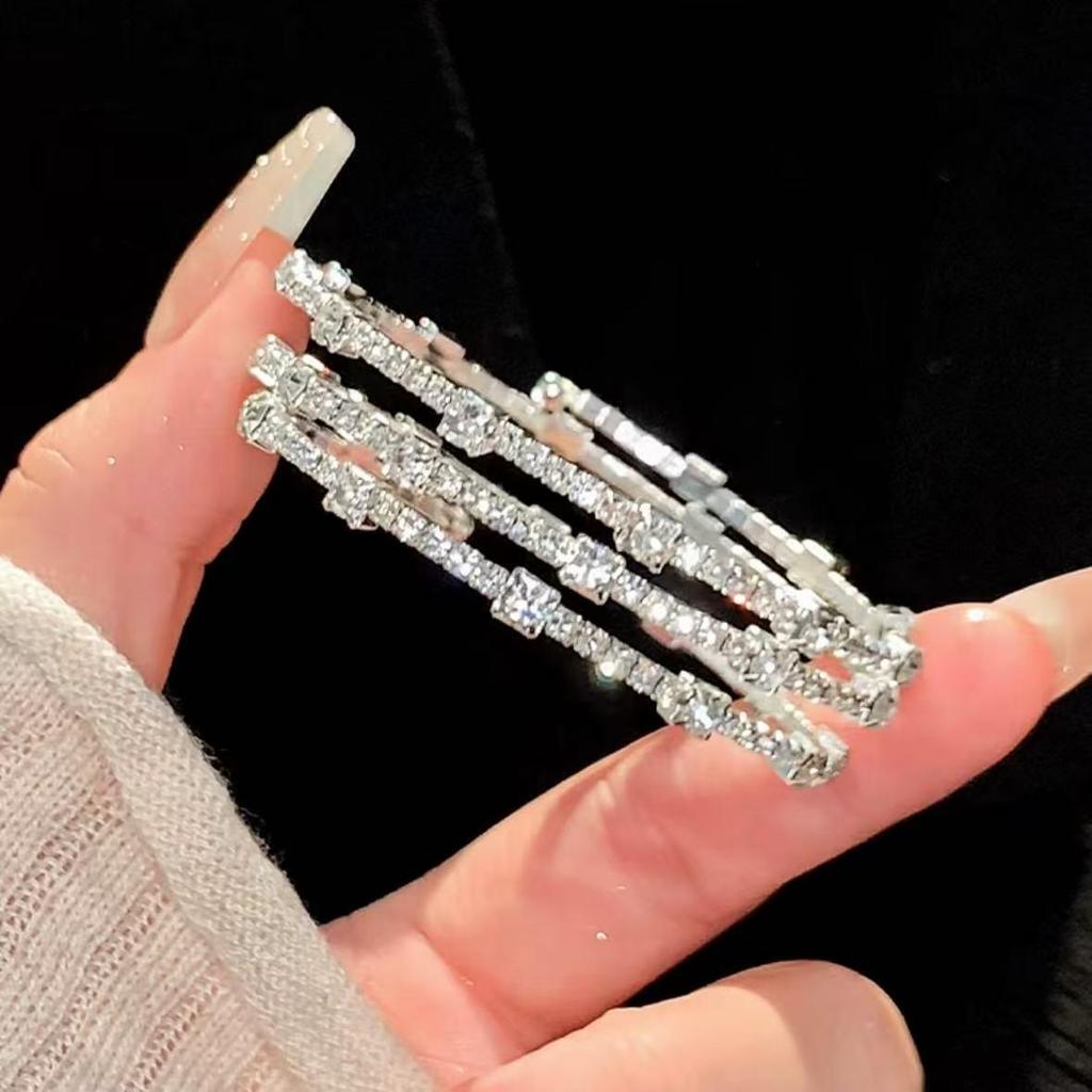 Pulsera coreana ajustable de flor de rombo de circón - Joyería elegante y versátil para mujer
