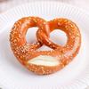 11.5Cm Artificial Heart Bread Simulation Food Model Fake Bagel Home Decor Cake Shop Bakery Window Display Pography Props