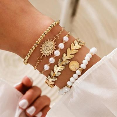 Bracelet - SHOP-STORY - SELENA - 5 Bracelets - Bohemian Chic - Gold and White
