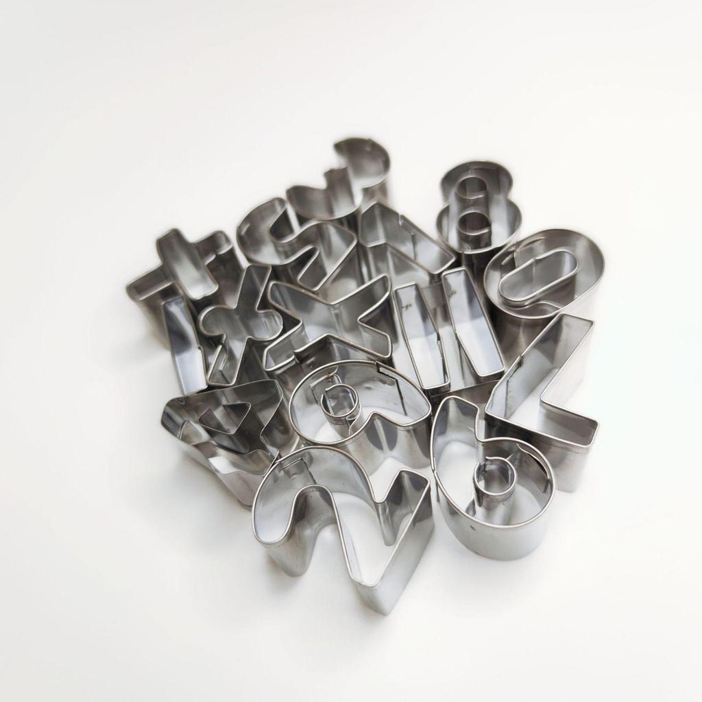 10-Piece Stainless Steel Digital Molds for Cake, Cookie, Pastry, and Fruit Cutting