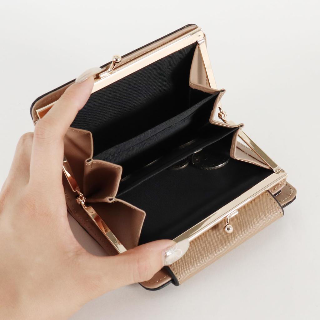 Hiroko Koshino Femme Dames Dubbelgevouwen Portemonnee met Drukknoopsluiting en Broche, Compact, Beige