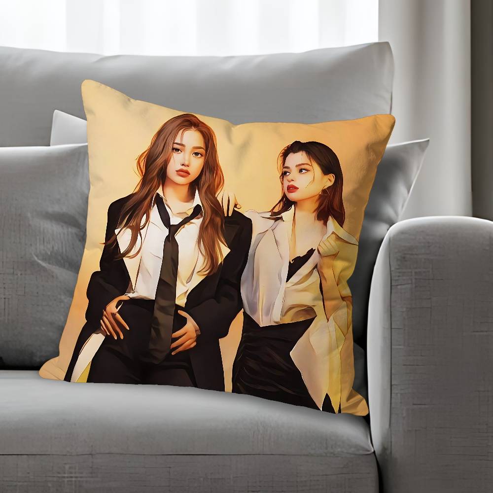 Pink TTheory FFreen BECKY Anime Celebrity Merchandise AllMatch Printed Pillow Case Sofa Car Office Room Decoration Protector
