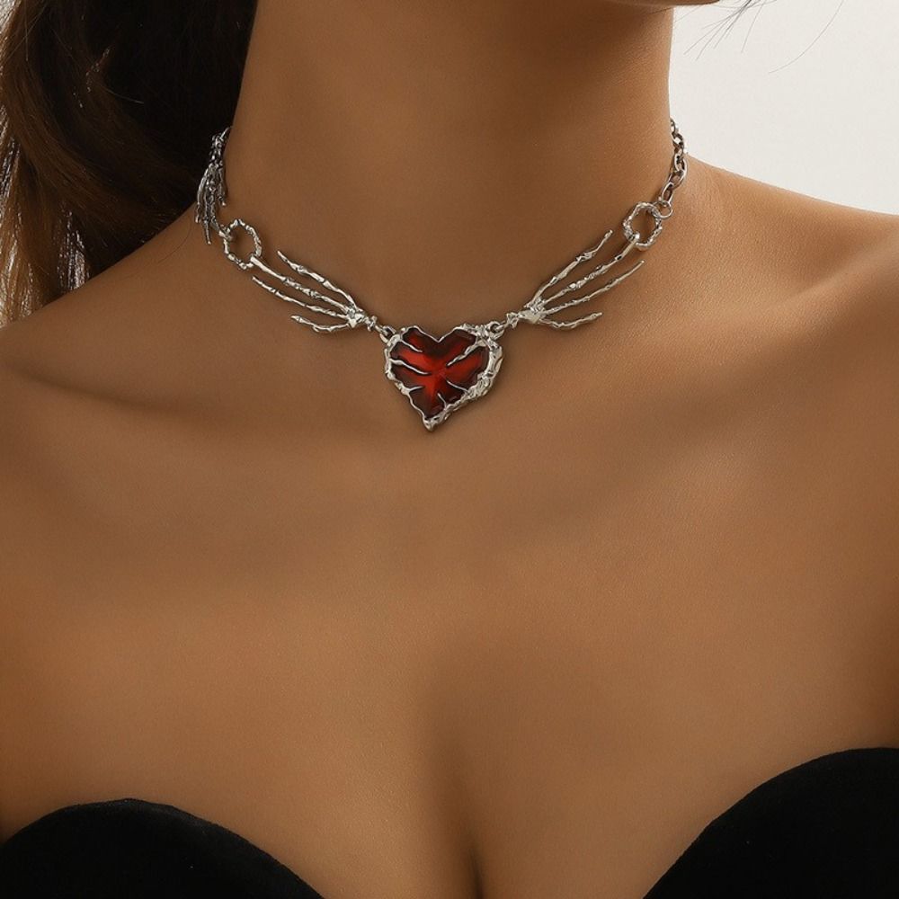 Exaggerated Gothic Necklace Red Heart Heart Necklace Fashion Skull Claw Pendant Y2K Accessories