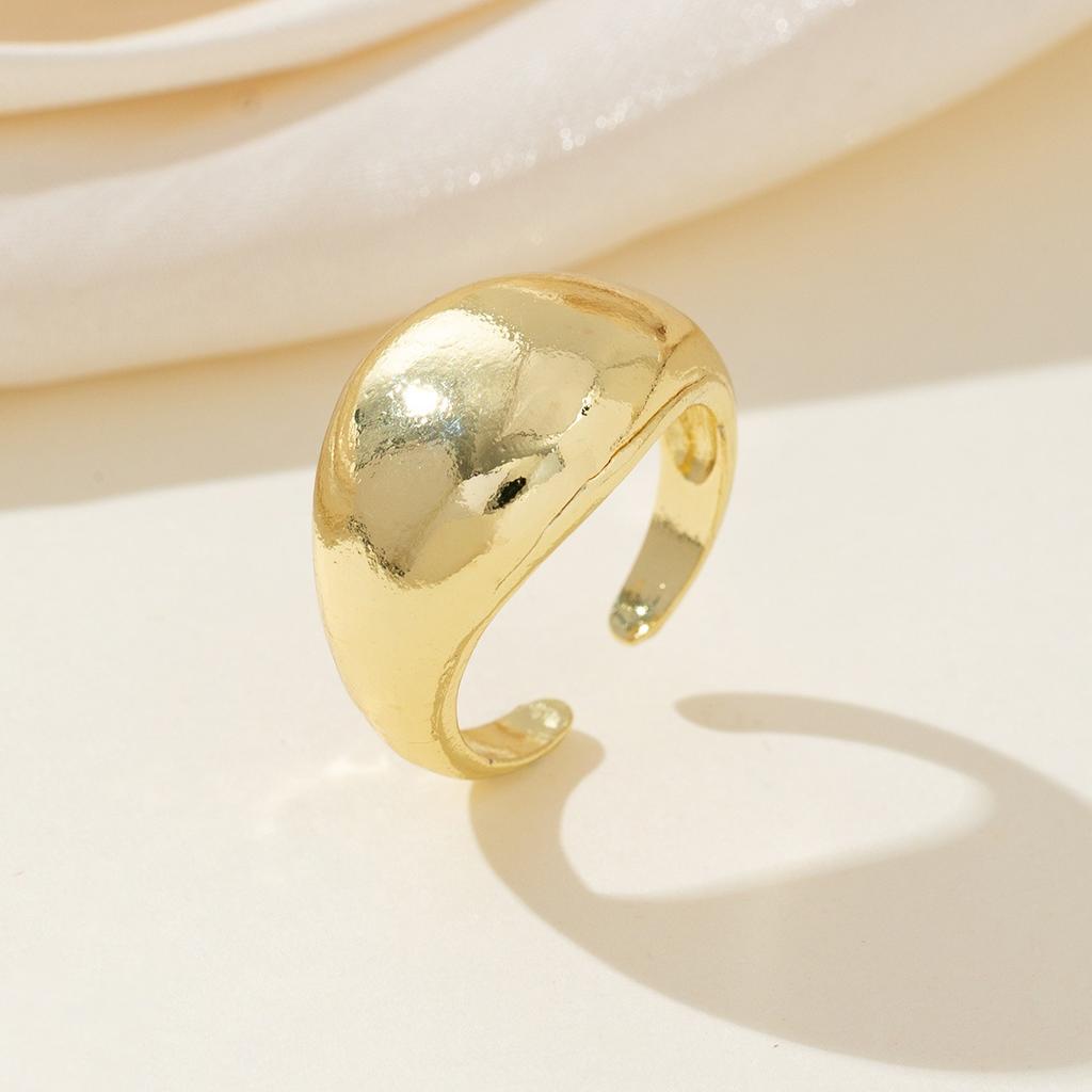Simple Glossy Oval Open Ring for Women Exquisite Vintage Finger Ring Fashion Casual Versatile Stackable Party Jewelry Gift 2026