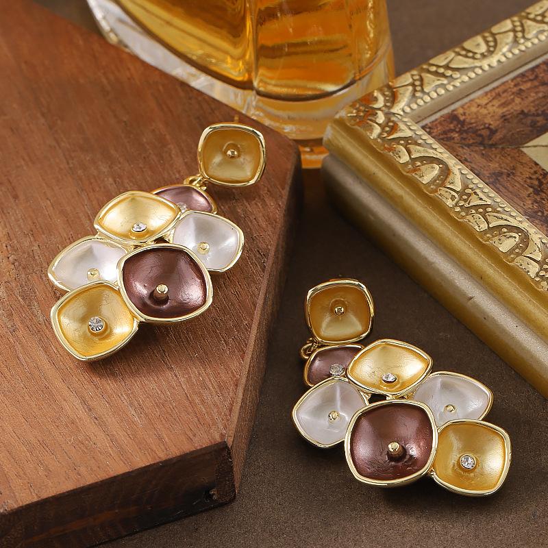 Fashion exaggerated rings Bohemian enamel drip glaze flower earrings Light luxury atmosphere Simple high-end earrings