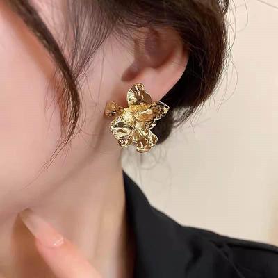 Koreanische Nischen-Design Metall Ohr Blume Ohrringe Ohrringe