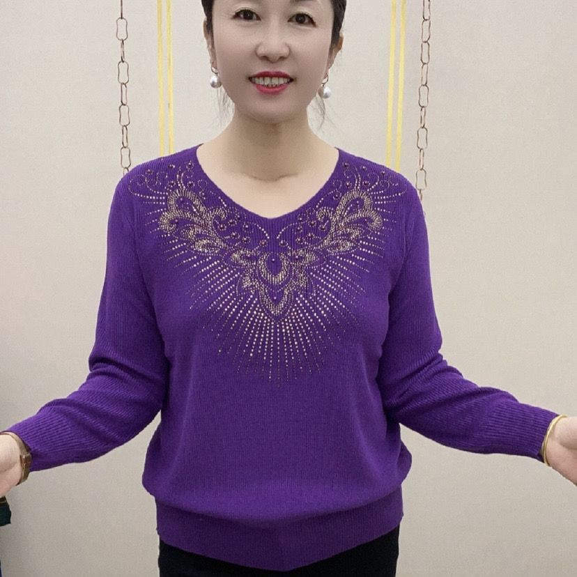 Spring Autumn Women's Plus Size Sweater Rhinestones  Loose V-neck Knit Pullover Solid Color Knit Top