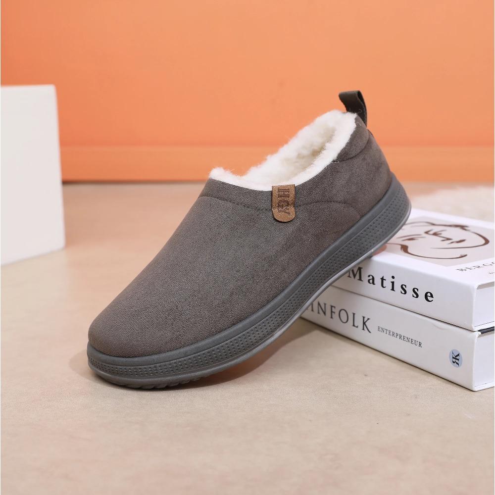 Пара минималистичных, стильных и модных мужских снегоступовС подкладкой из приятного для кожи плюша, который сохраняет тепло 38 серый