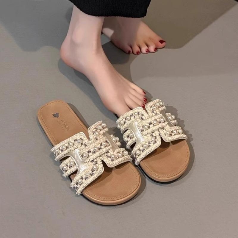 Soft sheepskin~ Pearl cool slippers women's summer wear new flat-bottomed non-slip with skirt gentle one-word slippers
