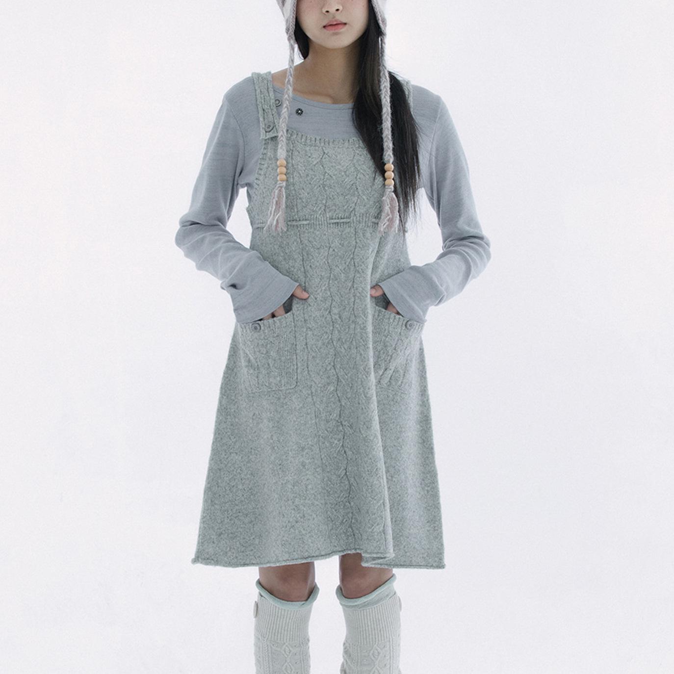 

In Stock: Hugyourski Korean Style Cable Knit Vintage Midi Sweater Dress for Women Large