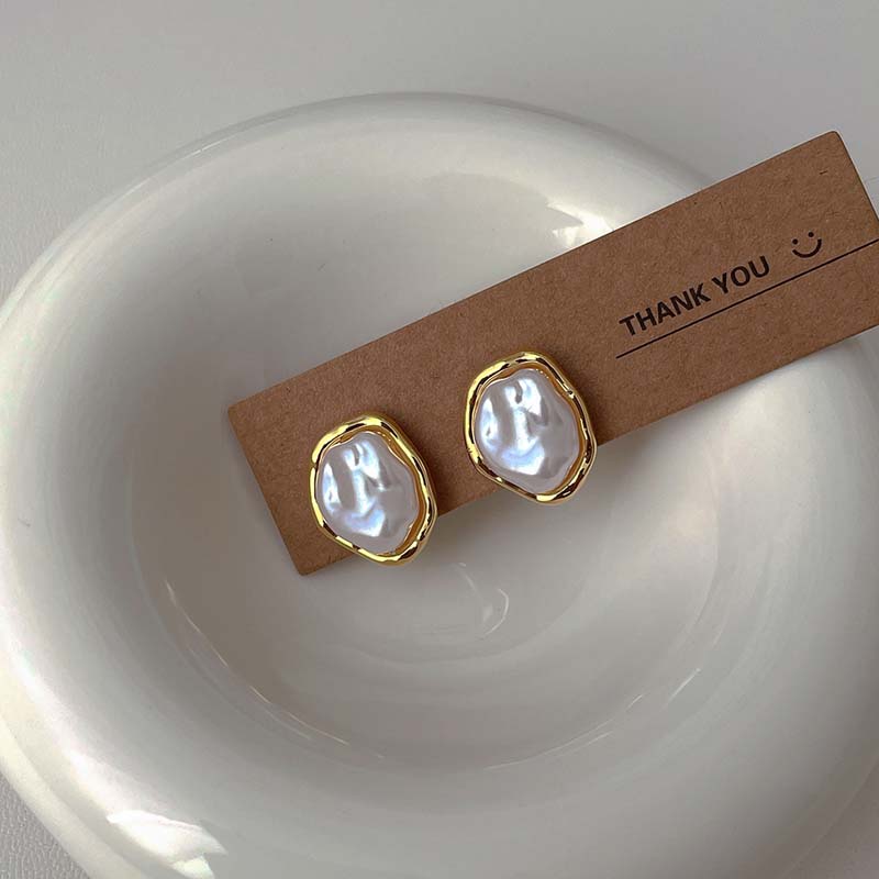 Geometric Irregular Round Metal Pearl Earrings for Women 2026 Minimalist Style Personality Earrings Trendy Jewelry Gift