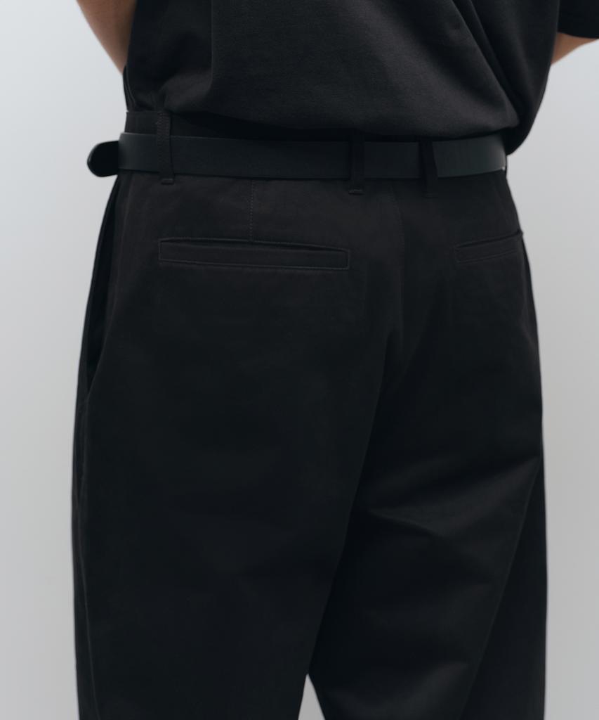 MUSINSA STANDARD Brushed One-Tuck Wide Chino Pants [Black]