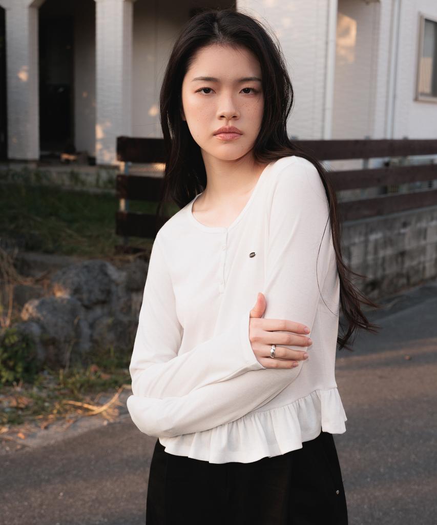 DEHEVE Frill Henley Neck Long Sleeve [Ivory]
