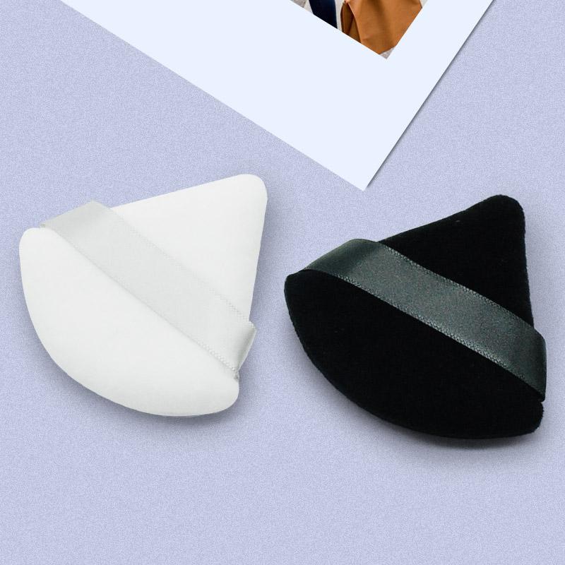 Dreieckiger Puderquasten-Samt, Mini-Make-up-Schwamm für das Gesicht, Kosmetik, weicher Puderquasten-Gesichtspuderquaste aus Baumwolle, waschbar, leicht