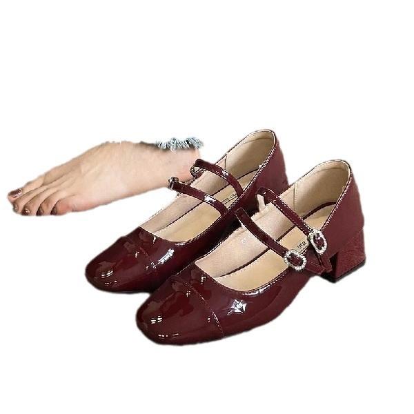 Französische Blockabsatz silberne Einzelschuhe Damen Frühling und Herbst mittlerer Absatz 2025 neu Fee Abendbrise mit Rock Mary Jane High Heels