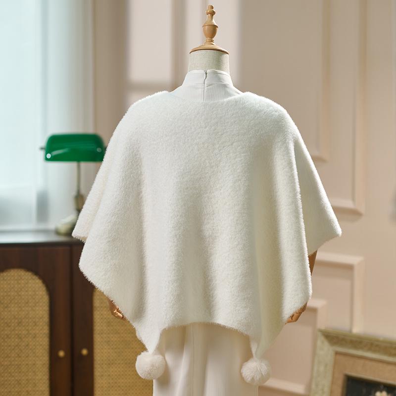 Elegant Cheongsam Shawl: Versatile Spring & Autumn Faux Mink Velvet Cape with Pearl Edging. Perfect for Daily Wear.